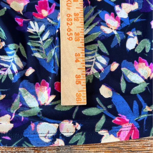 Lauren Ralph Lauren Size 10 Sheath Dress Black Floral Botanical Surplice V Neck - Picture 14 of 14